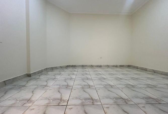 971077 - Property Image 2