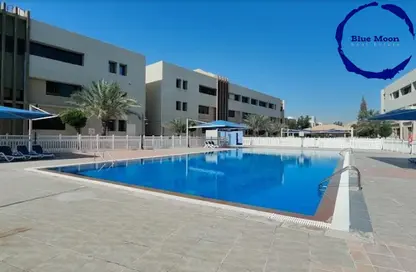 Compound - 4 Bedrooms - 5 Bathrooms for rent in Onaiza Street - Diplomatic Area - Doha