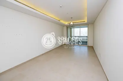 Apartment - 2 Bedrooms - 4 Bathrooms for sale in Viva East - Viva Bahriyah - The Pearl Island - Doha