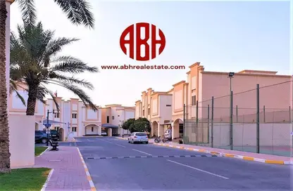 Villa - 4 Bedrooms - 4 Bathrooms for rent in Al Dana st - Muraikh - AlMuraikh - Doha