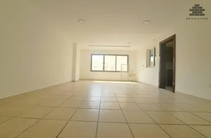 شقة - 3 غرف نوم - 4 حمامات للايجار في شارع الجزيره - فريج بن محمود الشمالي - فريج بن محمود - الدوحة