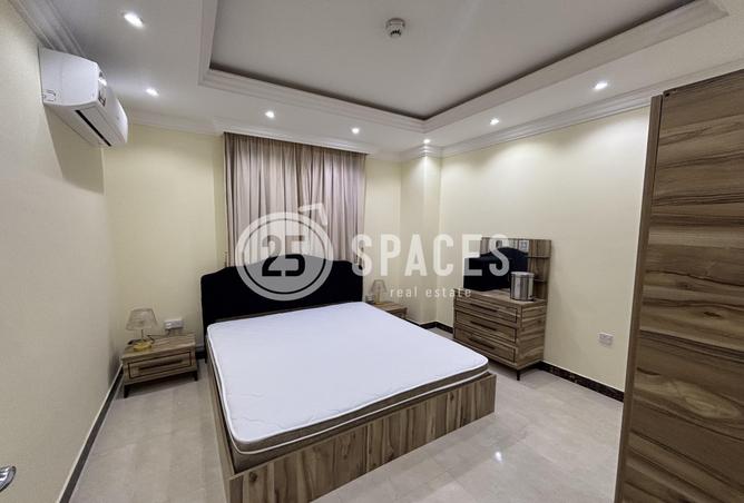 965100 - Property Image 3