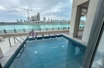 Villa - 5 Bedrooms - 6 Bathrooms for rent in Abraj Bay - Abraj Quartiers - The Pearl Island - Doha