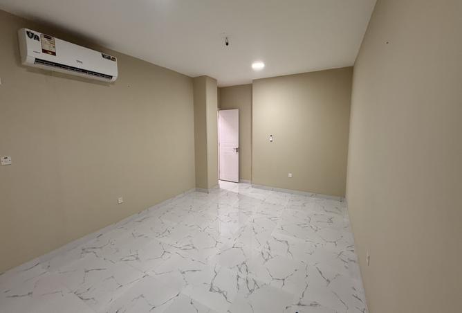 985856 - Property Image 3