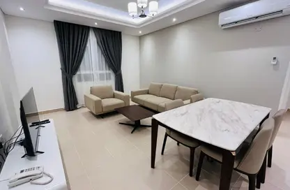 Apartment - 3 Bedrooms - 2 Bathrooms for rent in Anas Street - Fereej Bin Mahmoud North - Fereej Bin Mahmoud - Doha