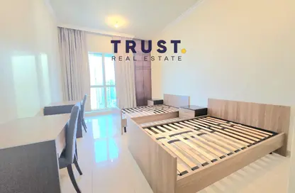 Apartment - 2 Bedrooms - 3 Bathrooms for rent in Beach Tower - West Bay - West Bay - Doha
