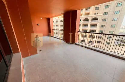 Apartment - 1 Bedroom - 2 Bathrooms for rent in East Porto Drive - Porto Arabia - The Pearl Island - Doha