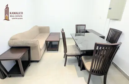 Apartment - 2 Bedrooms - 2 Bathrooms for rent in Umm Ghuwailina - Doha