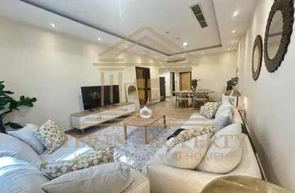 Apartment - 1 Bedroom - 2 Bathrooms for rent in Ramada Commercial Building - Al Rawabi Street - Al Muntazah - Doha