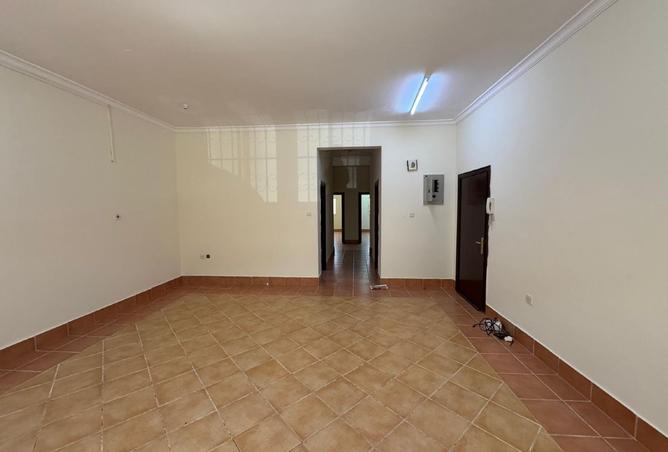 939625 - Property Image 2