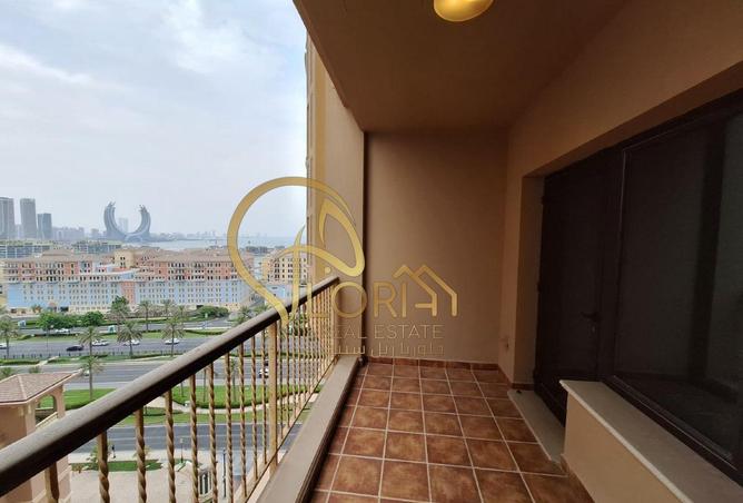 944409 - Property Image 2