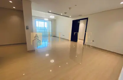 Apartment - 3 Bedrooms - 5 Bathrooms for rent in Viva West - Viva Bahriyah - The Pearl Island - Doha