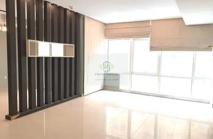 Apartment - 2 Bedrooms - 2 Bathrooms for rent in Umm Ghuwailina 4 - Umm Ghuwailina - Doha