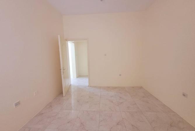 985126 - Property Image 3