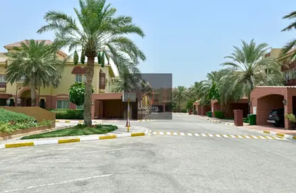 مجمع سكني - 3 غرف نوم - 4 حمامات للايجار في شارع داريم - الهلال شرق - الهلال - الدوحة