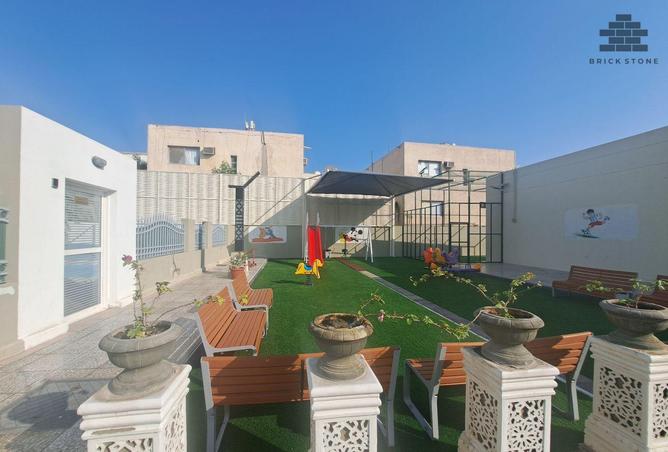 954645 - Property Image 2