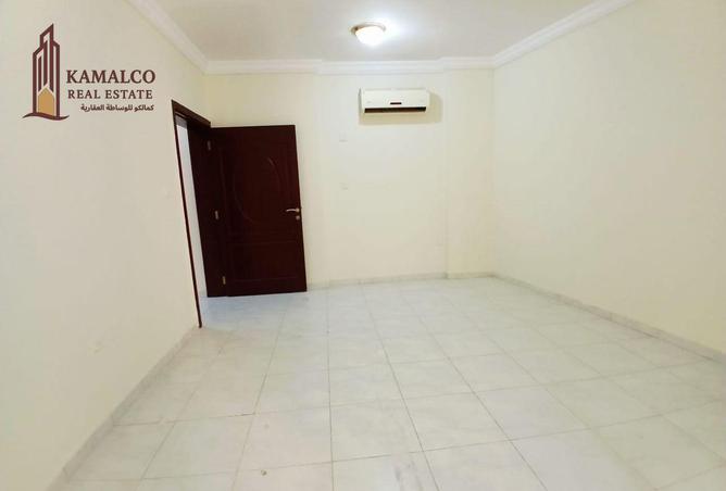 963830 - Property Image 3