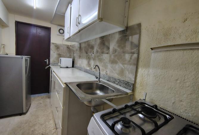 999872 - Property Image 2