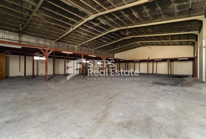 935694 - Property Image 2