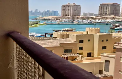 شقة - غرفة نوم - 2 حمامات للبيع في طريق بورتو الشرقي - بورتو أرابيا - جزيرة اللؤلؤة - الدوحة