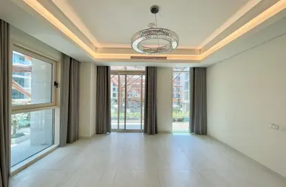 Apartment - 1 Bedroom - 2 Bathrooms for rent in Gewan Island - The Pearl Island - Doha
