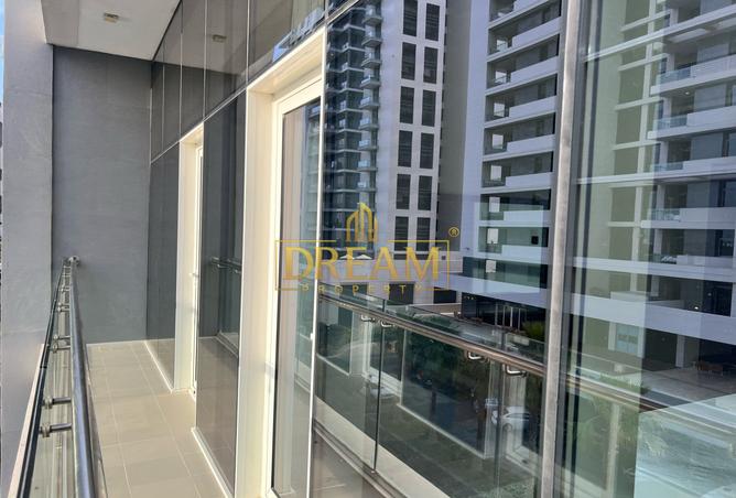 830403 - Property Image 2