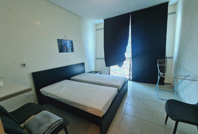 983310 - Property Image 3