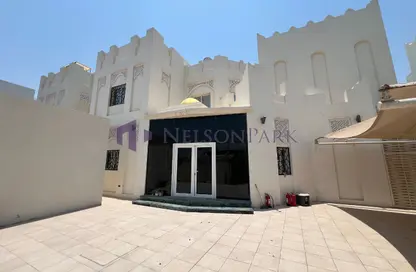 فيلا - 4 غرف نوم - 4 حمامات للايجار في وست باي لاجون - بحيرة وست لاجون - الدوحة