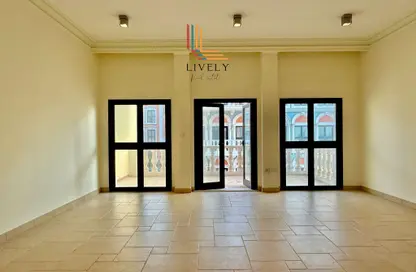 Apartment - 1 Bedroom - 2 Bathrooms for rent in Qanat Quartier - The Pearl Island - Doha