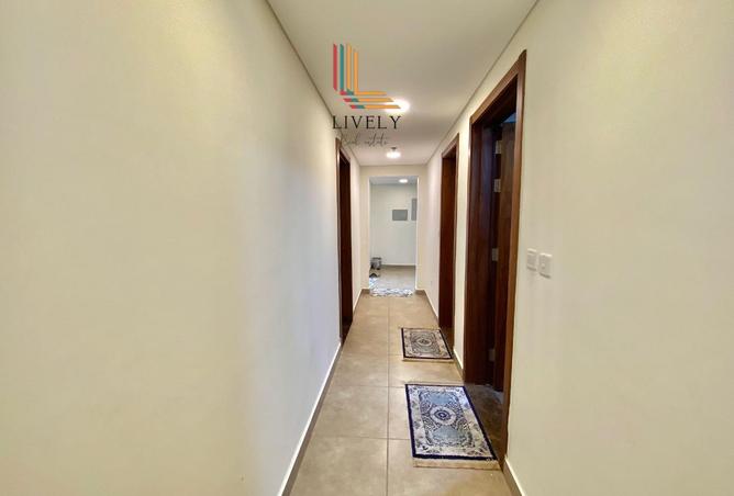 967653 - Property Image 2