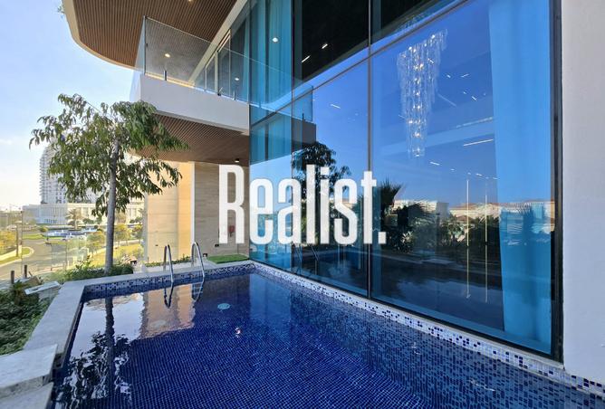 Townhouse - 4 Bedrooms - 6 Bathrooms for sale in Giardino Gardens - Giardino Villas - The Pearl Island - Doha