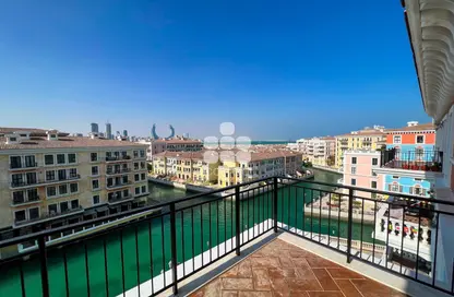 Balcony image for: Apartment - 3 Bedrooms - 4 Bathrooms for rent in Carnaval - Qanat Quartier - The Pearl Island - Doha, Image 1