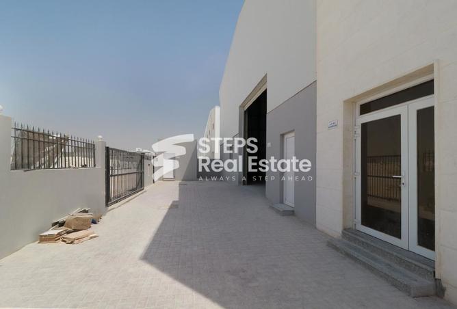 946322 - Property Image 3