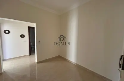 Apartment - 2 Bedrooms - 2 Bathrooms for rent in Thabit Bin Zaid Street - Al Mansoura - Doha