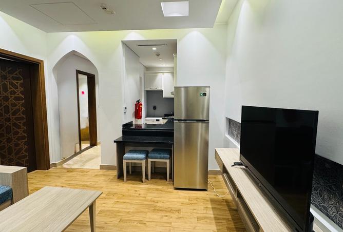 990879 - Property Image 2