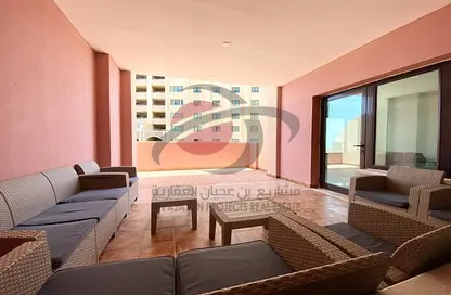 شقة - 2 غرف نوم - 2 حمامات للايجار في برج 14 - بورتو أرابيا - جزيرة اللؤلؤة - الدوحة