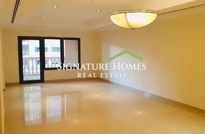 Apartment - 1 Bedroom - 2 Bathrooms for sale in East Porto Drive - Porto Arabia - The Pearl Island - Doha