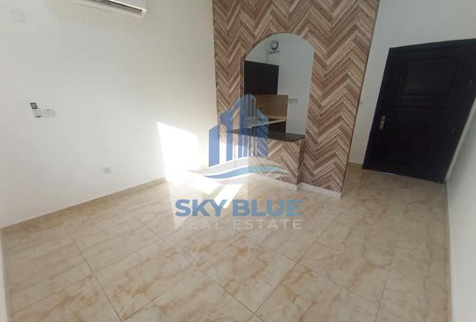 887949 - Property Image 2
