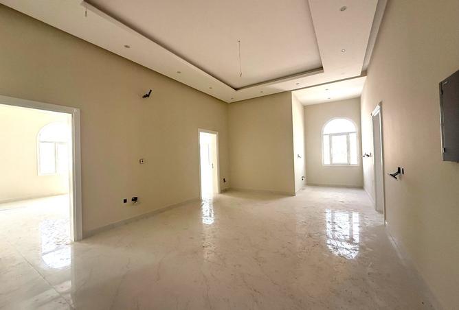 931938 - Property Image 2