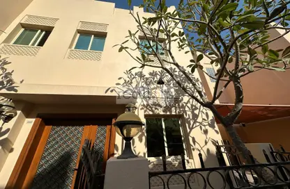 مجمع سكني - 3 غرف نوم - 3 حمامات للايجار في شارع العزيزة - العزيزية - الدوحة