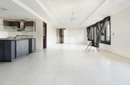 Apartment - 2 Bedrooms - 4 Bathrooms for sale in East Porto Drive - Porto Arabia - The Pearl Island - Doha