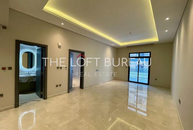 956132 - Property Image 3