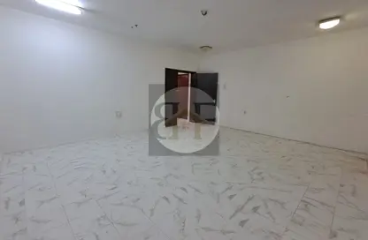 Apartment - 2 Bedrooms - 2 Bathrooms for rent in Salaja Street - Doha Al Jadeed - Doha