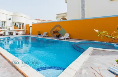 Compound - 3 Bedrooms - 3 Bathrooms for rent in Umm Al Seneem Street - Ain Khaled - Doha