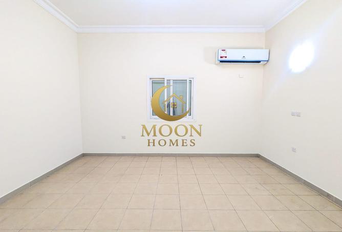 974813 - Property Image 3