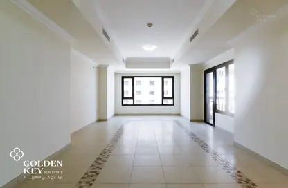 Apartment - 1 Bedroom - 2 Bathrooms for rent in East Porto Drive - Porto Arabia - The Pearl Island - Doha Apartment - 1 Bedroom - 2 Bathrooms for rent in East Porto Drive - Porto Arabia - The Pearl Island - Doha