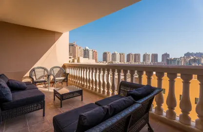 Apartment - 2 Bedrooms - 2 Bathrooms for rent in West Porto Drive - Porto Arabia - The Pearl Island - Doha