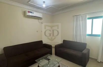 (بنتهاوس  (روف - غرفة نوم - 1 حمام للايجار في شارع المطار القديم - طريق المطار القديم - الدوحة