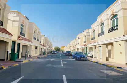 فيلا - 3 غرف نوم - 4 حمامات للايجار في اللقطة - اللقطة - الدوحة