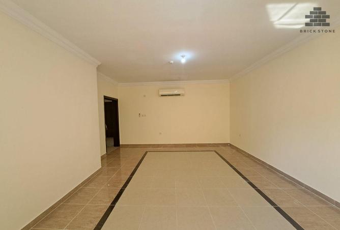 1005132 - Property Image 2